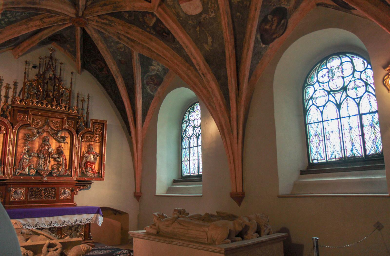Kaplica ś. Anny w  kościele OO. Franciszkanów w Opolu