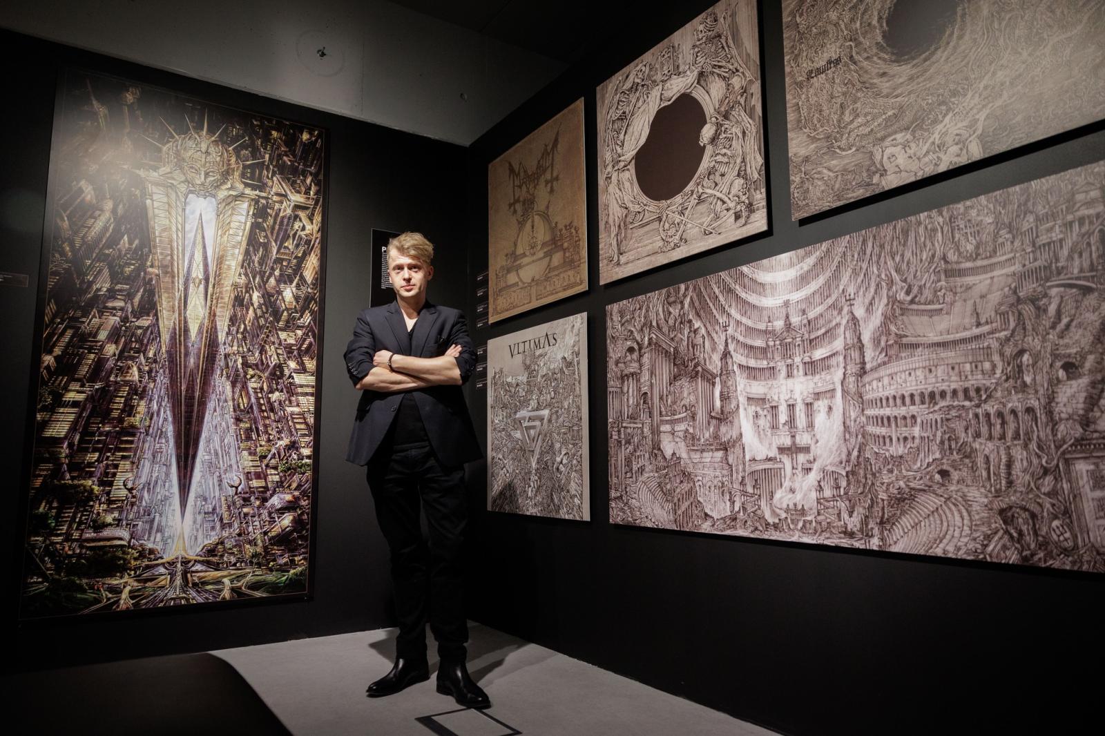 Zdjęcie z wystawy „Mistrza detalu” w Muzeum Polskiej Piosenki