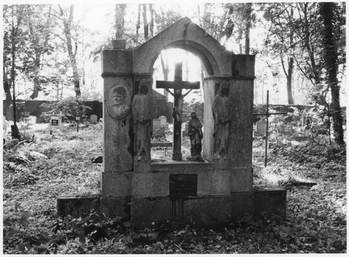 Cmentarz główny