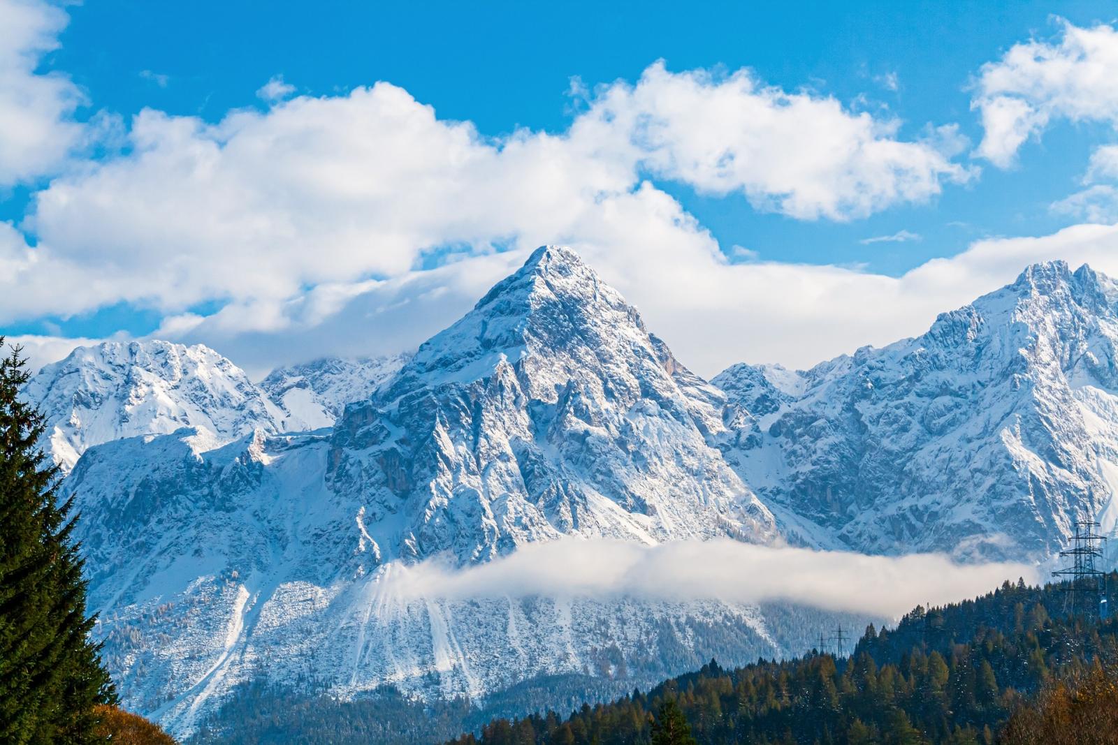 dolomity