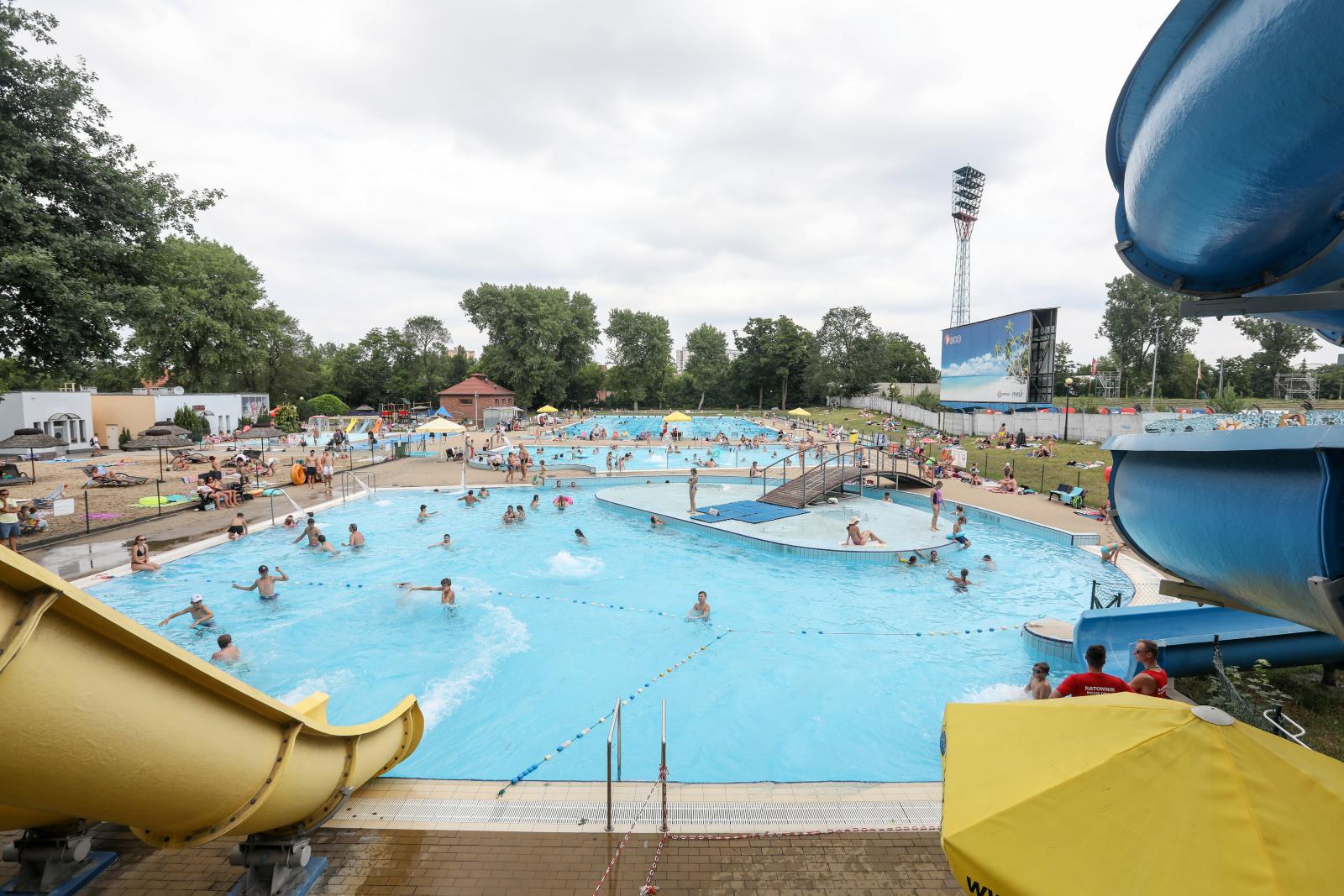 Basen Błekitna Fala