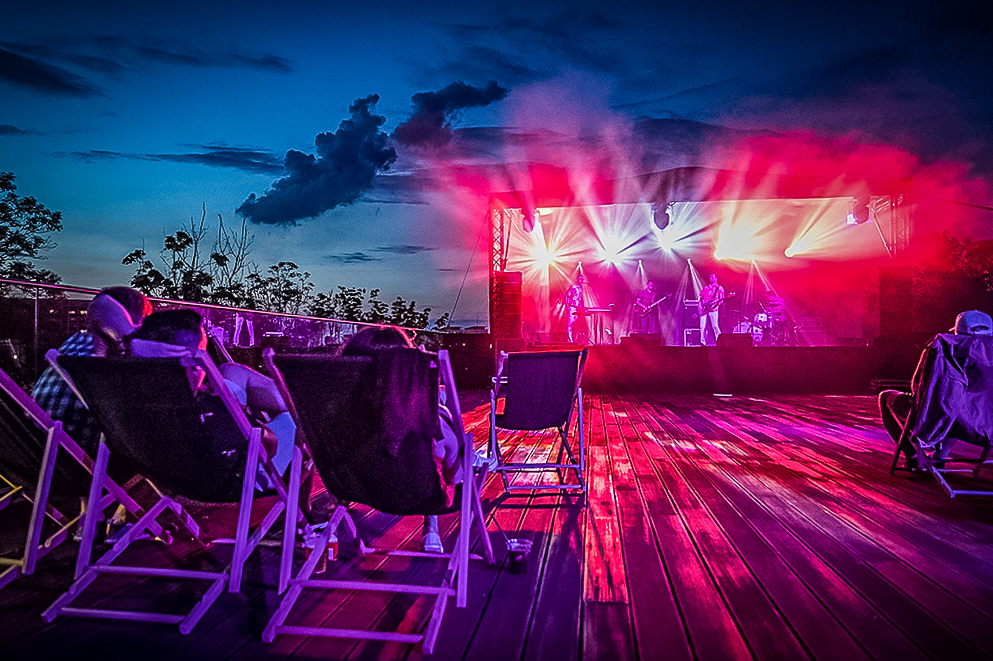 Siesta na tarasie, fot. Roman Rogalski