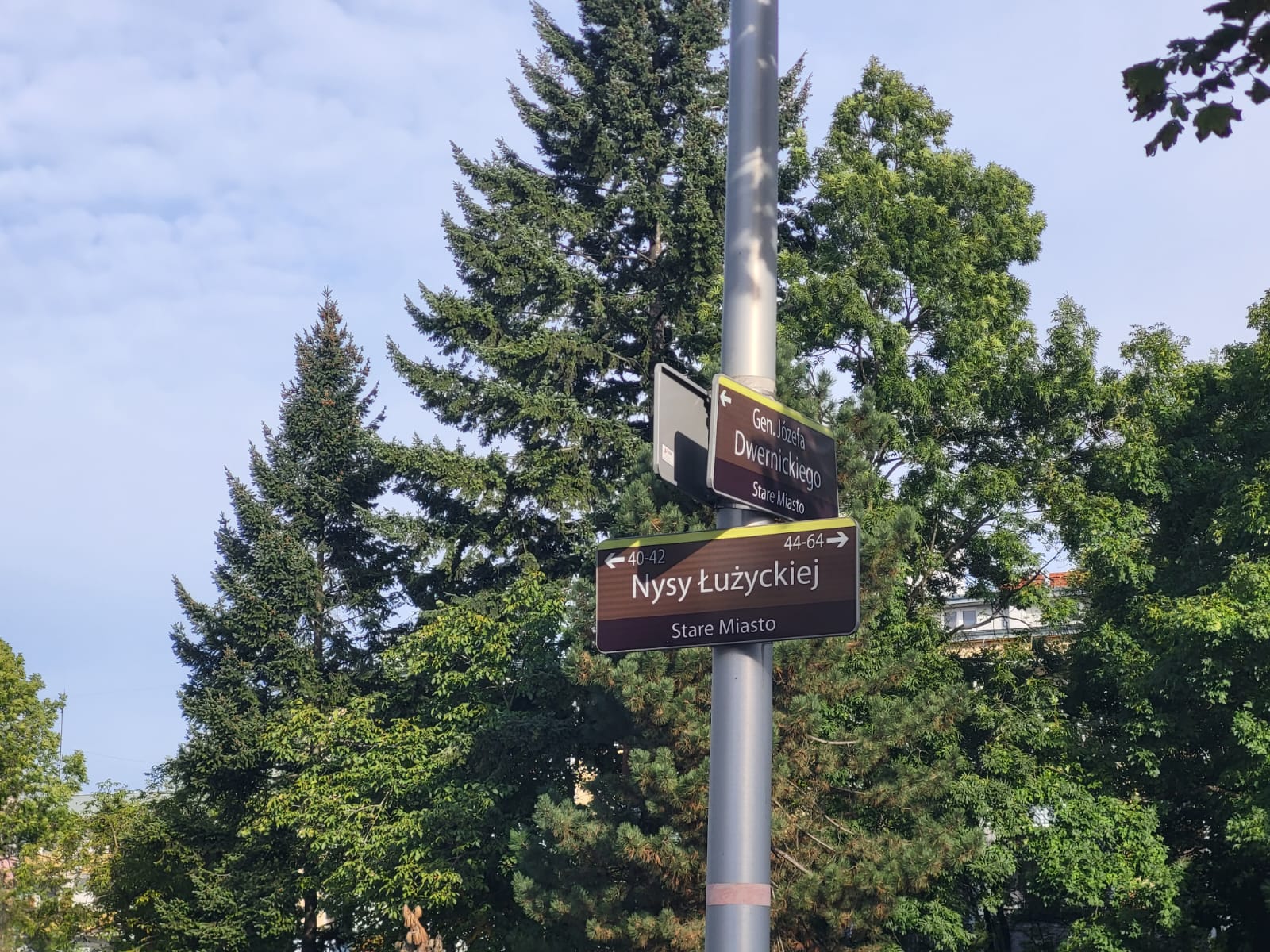 znak grogowy informacyjny