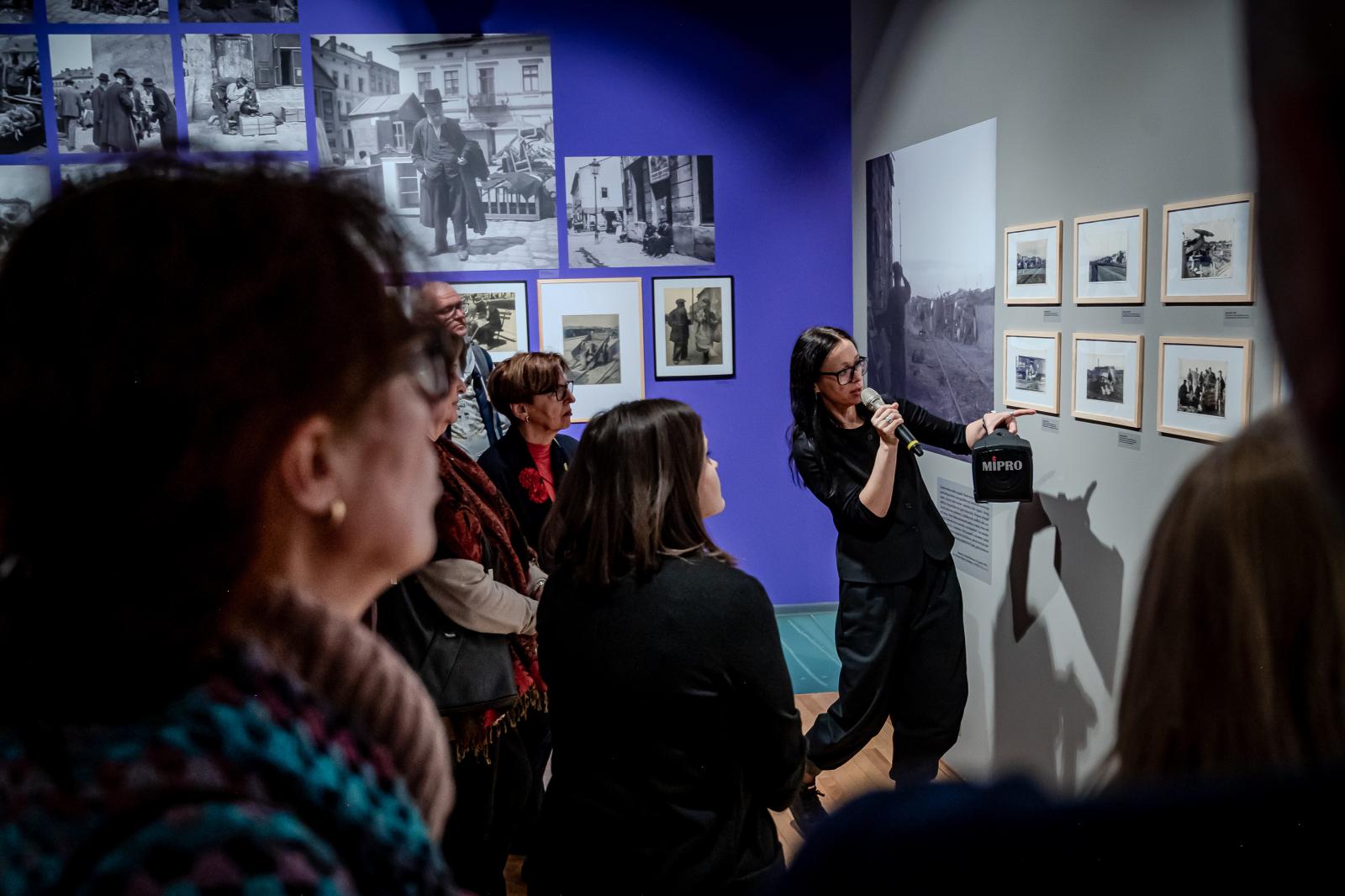 oprowadzanie po wystawie "Bober" w Muzeum Śląska Opolskiego