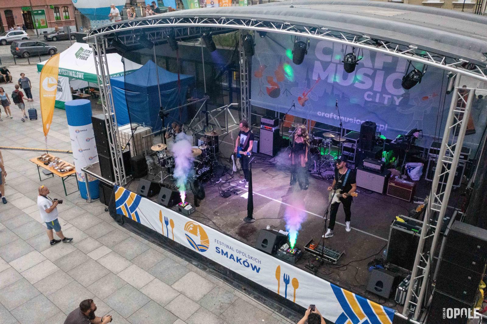 koncerty i scena podczas Festiwalu Smaków