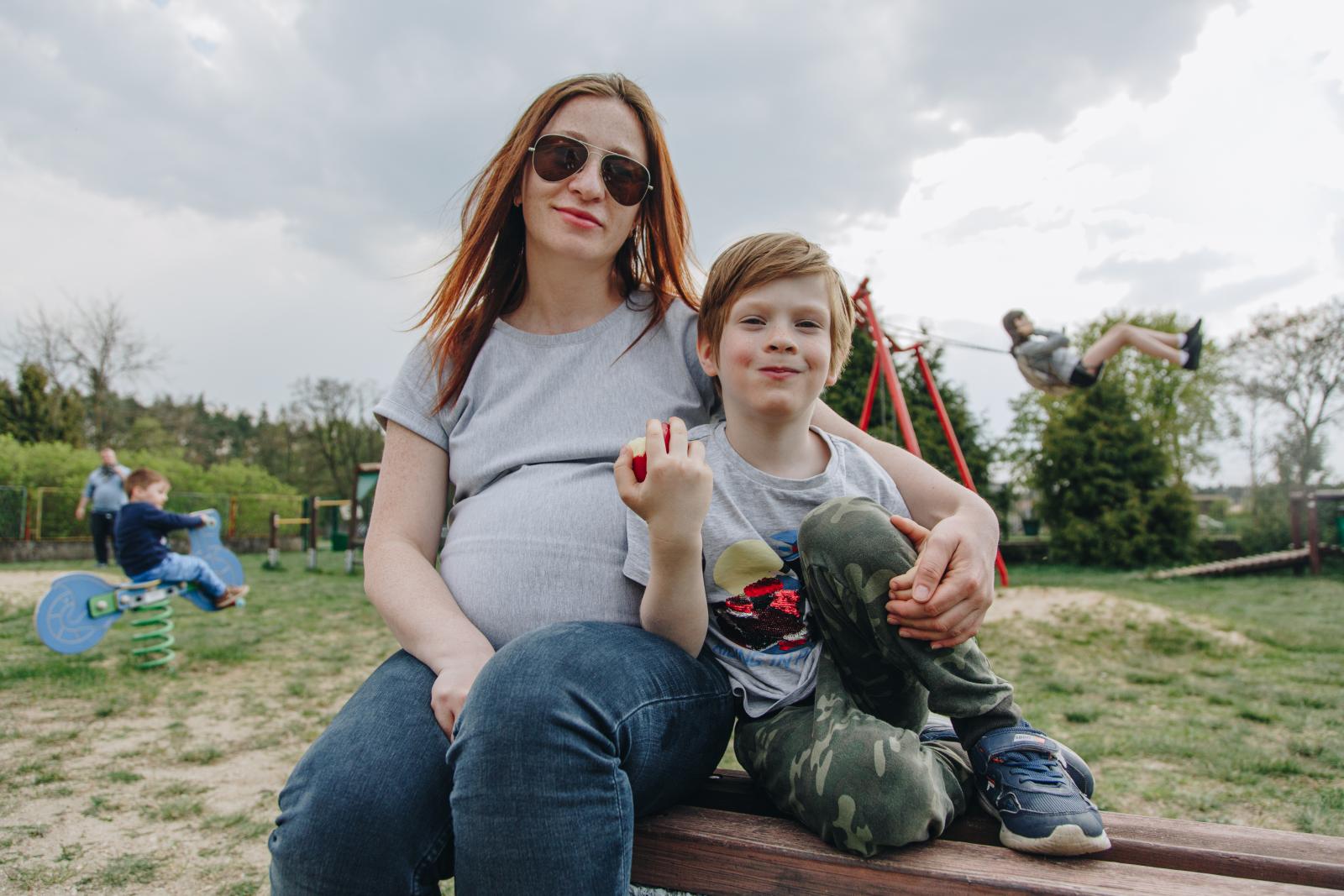 Evhenia Makarenko (34 lat) Mark (6 lat)