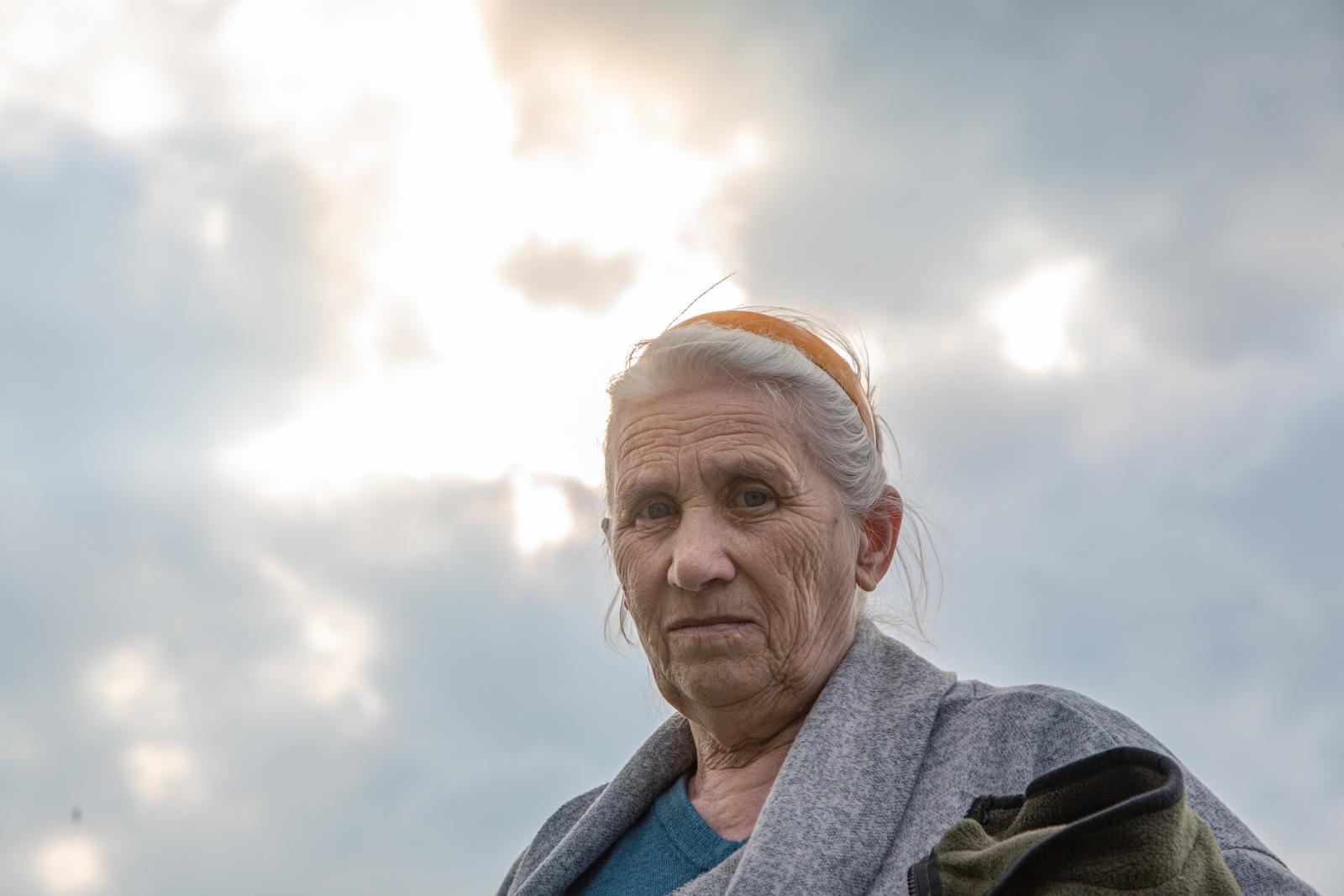 Nina Sichar (67 lat)