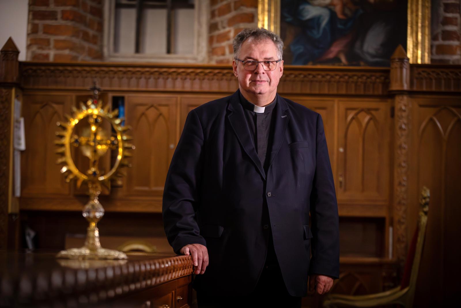 proboszcz ksiądz dr Waldemar Klinger