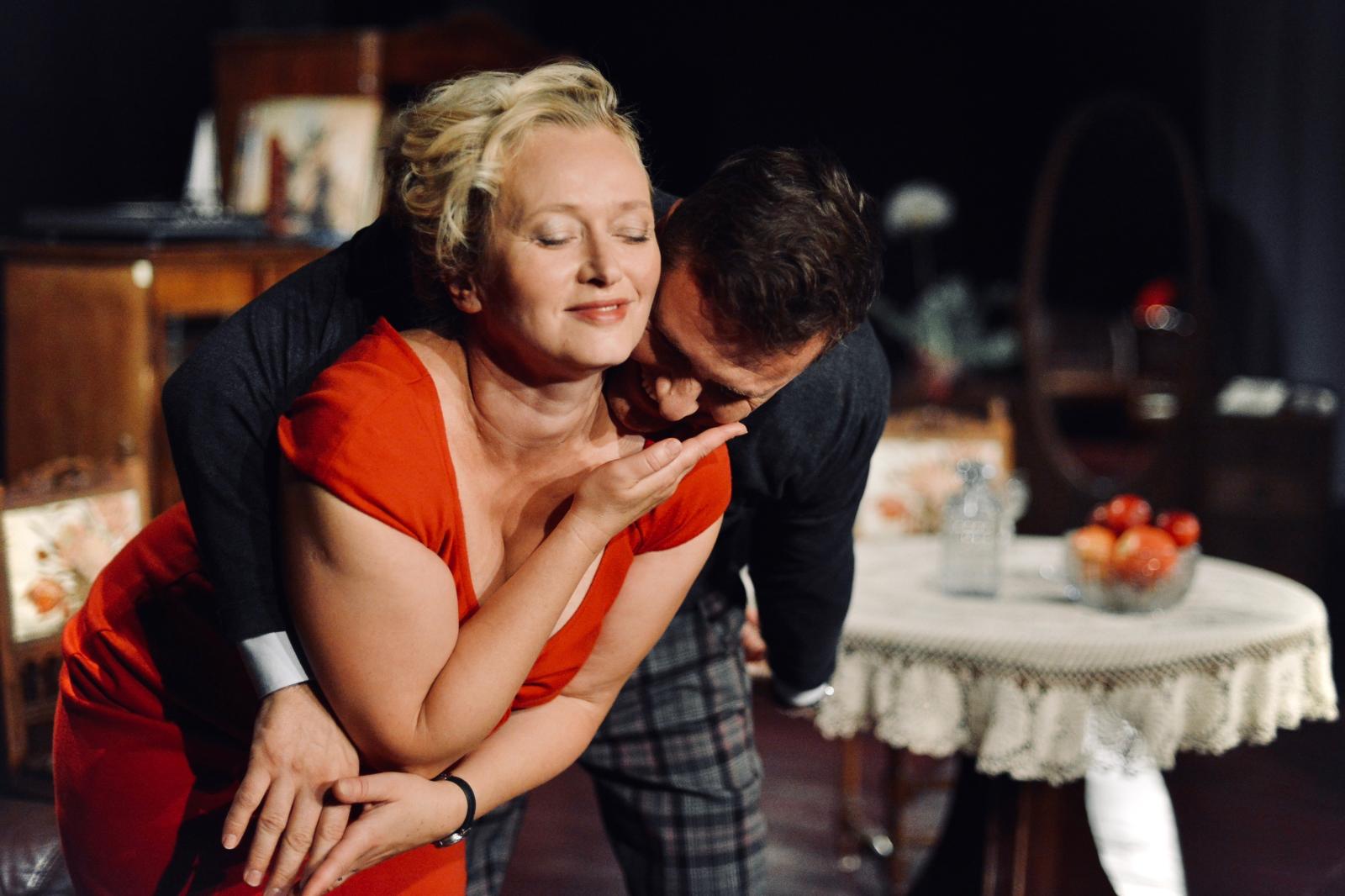 Spektakl Przyszedł mężczyzna do kobiety