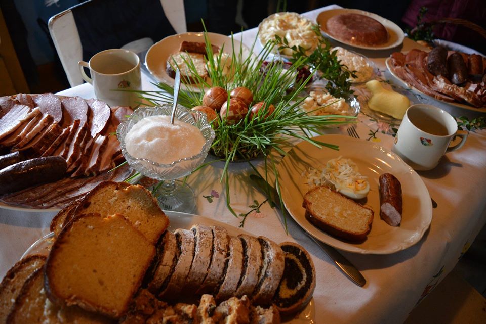 Wielkanocne śniadanie
