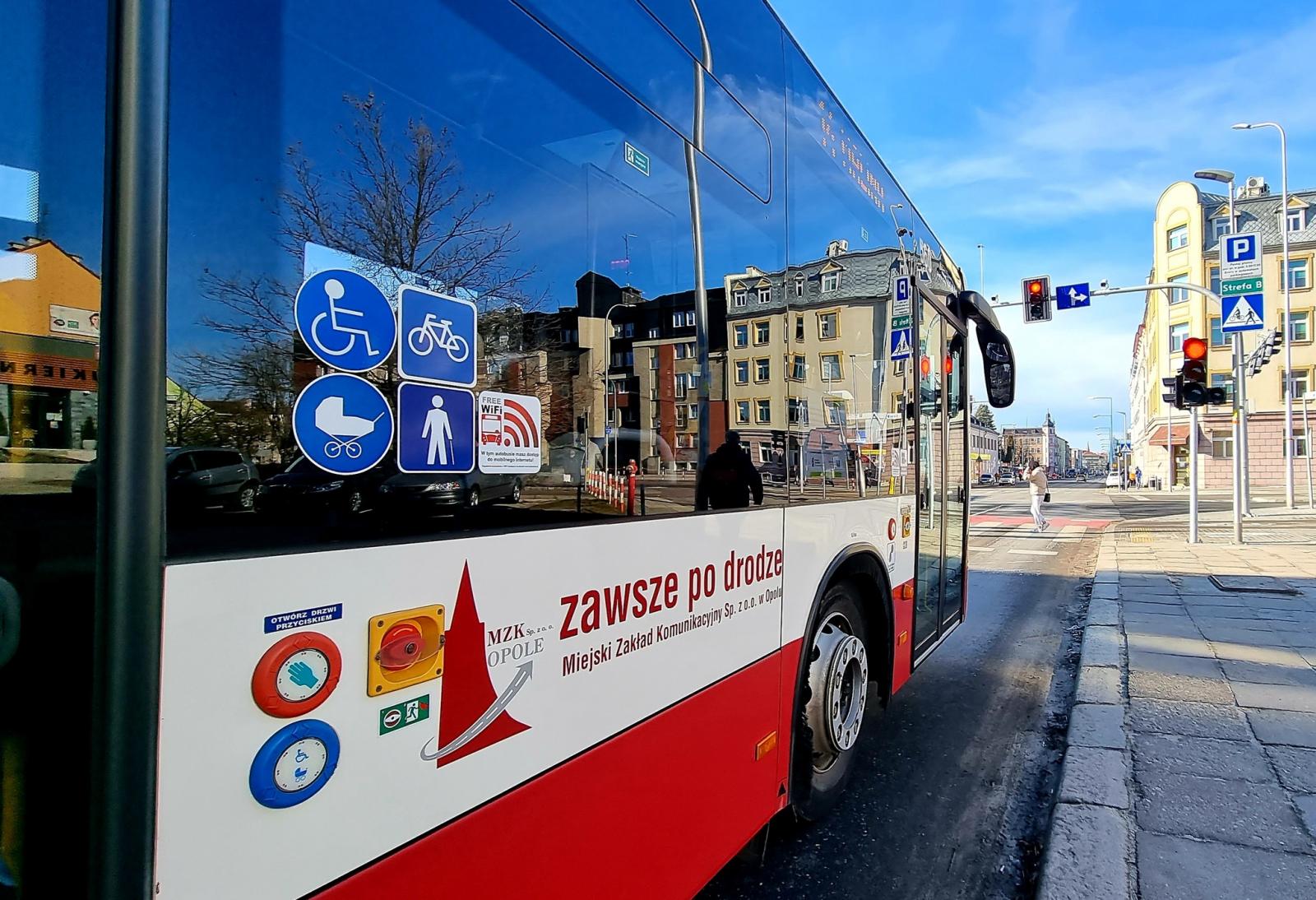 Autobus mzk opole