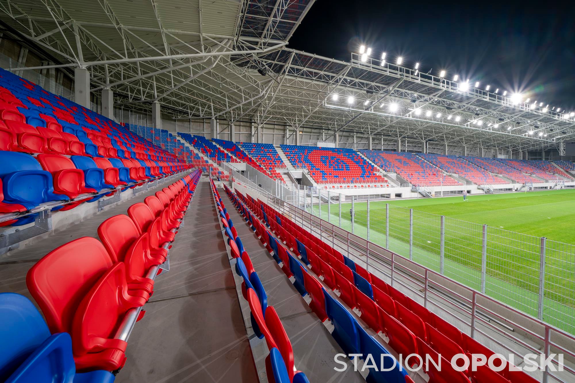 Trybuny stadionu opolskiego