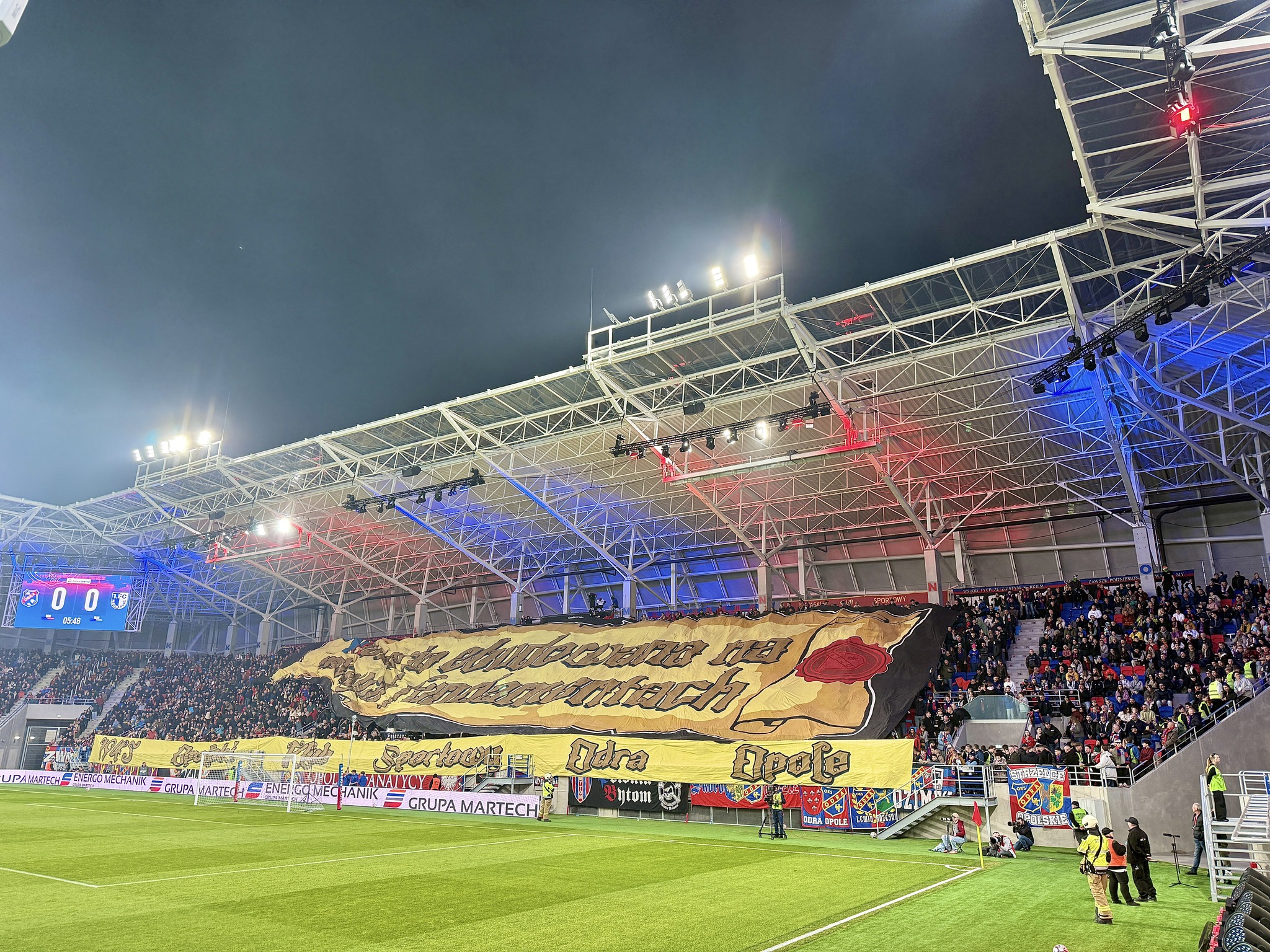 stadion w opolu podczas otwarcia