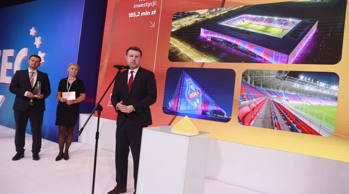 Przemawiający Prezydent Miasta Arkadiusz Wiśniewski