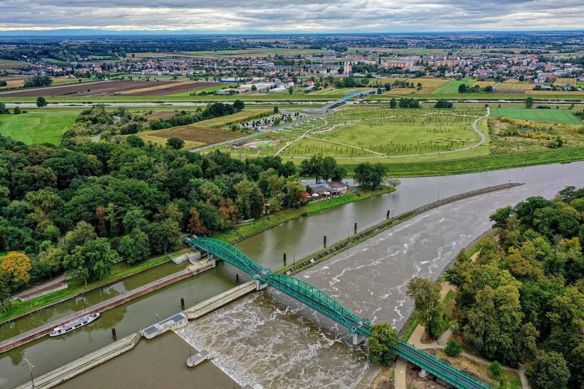 Odra w Opolu z lotu ptaka