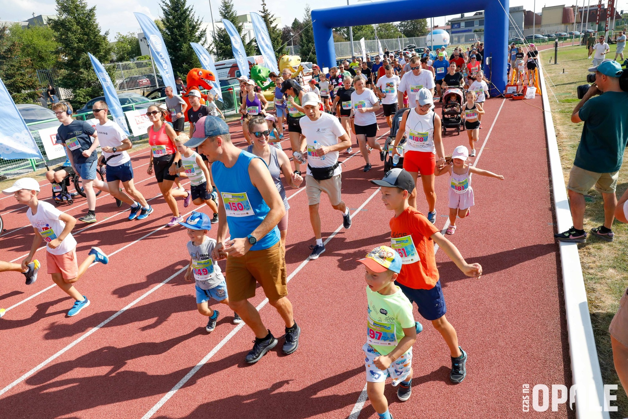 uczestnicy półmaratonu