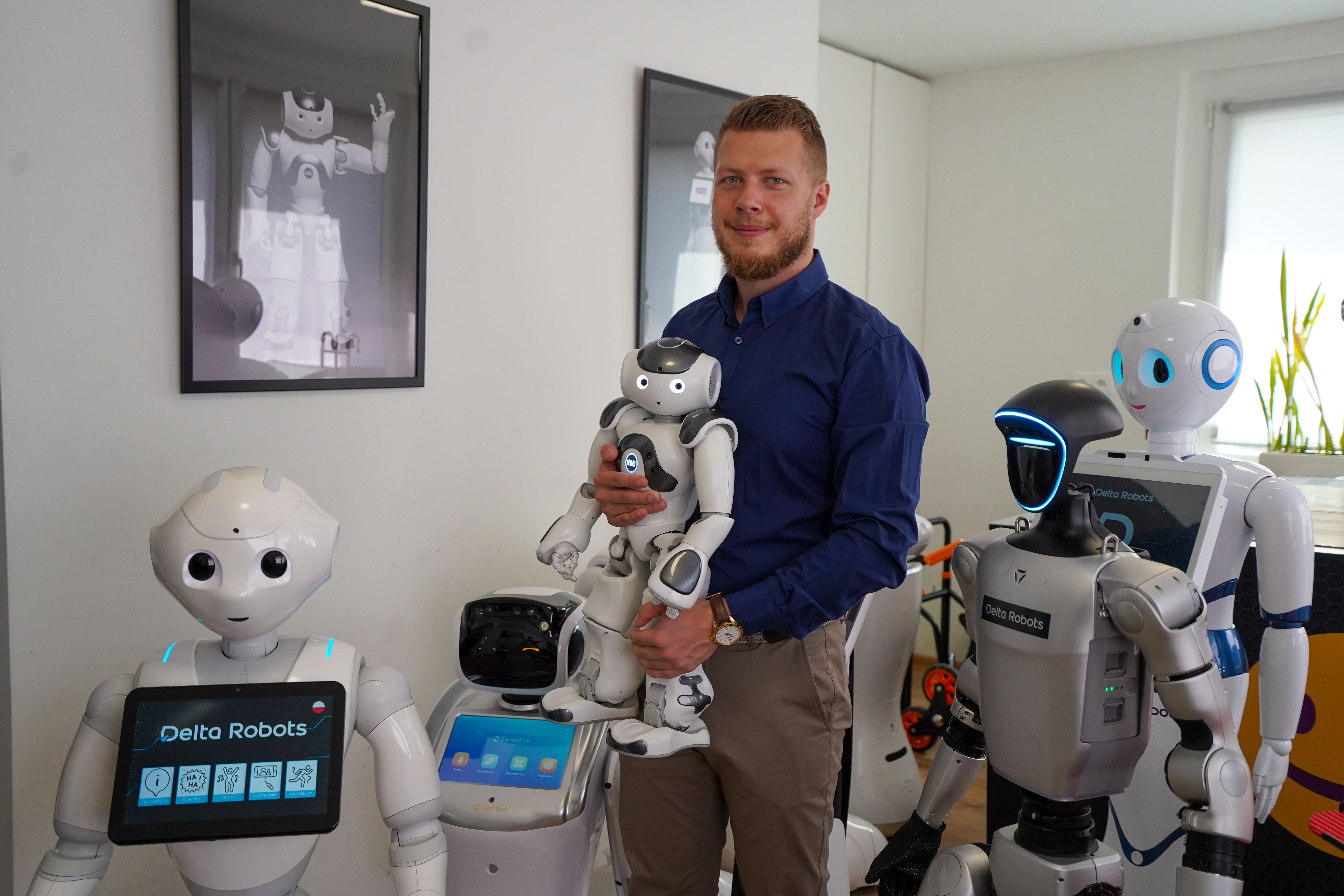 dyrektor ds robotyki Kamil Gawron