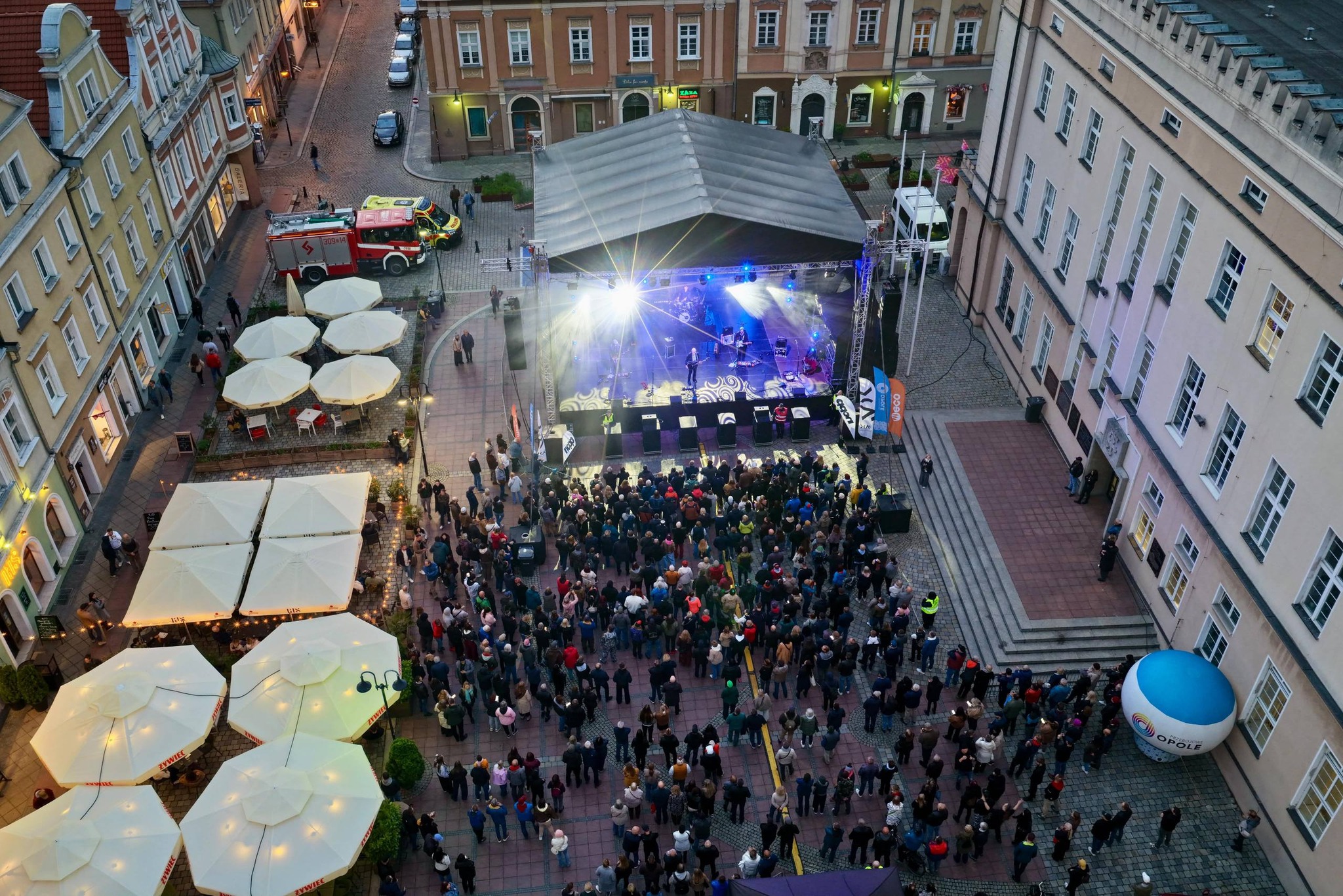 koncert, scena na opolskim Rynku