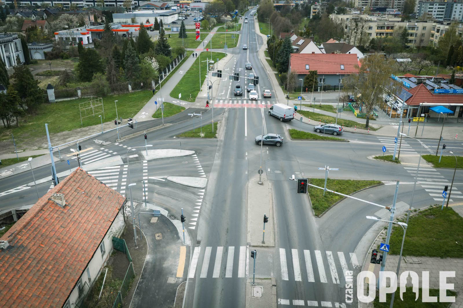 Widok na skrzyżowanie ulic Witosa, Częstochowska, Ozimska, Tysiąclecia z góry
