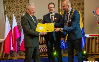 Tytuł Honorowego Obywatela Opola otrzymał Zbigniew Bujak