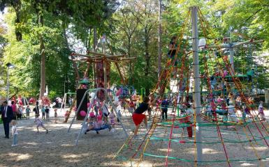 Plac przy MDK Opole