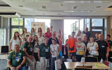 Zdjęcie zbiorowe wszytskich uczestników