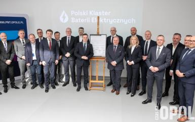 Przedstawiciele Polskiego Klastra Baterii Elektrycznych