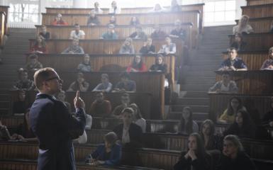 Maciej Stuhr na planie filmowym