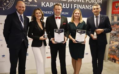 Zdjecie Prezydenta Miasta Opola wraz z zastępcami, skarbniczką, sekretarzem oraz przewodniczącyjm Rady Miasta Opola