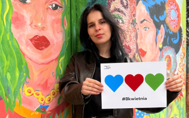 baner podkreślający solidarnośc z romską społecznoscią