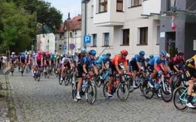 kolarze podczas wyścigu tour de pologne