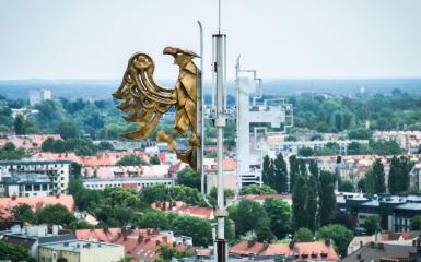 zdjęcia miasta, orzeł piastowski