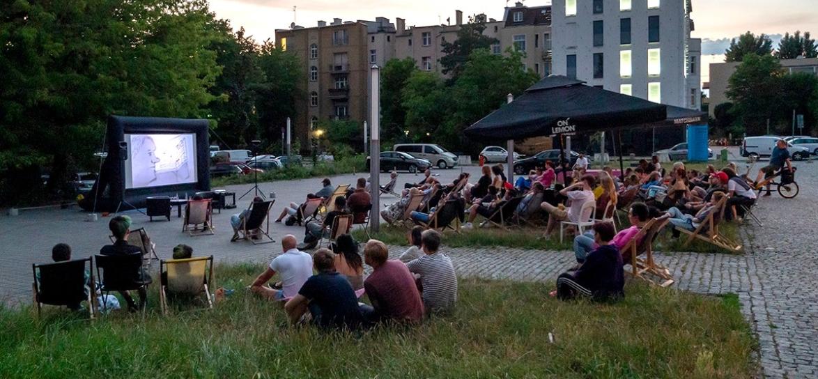 kino na Placu Teatralnym