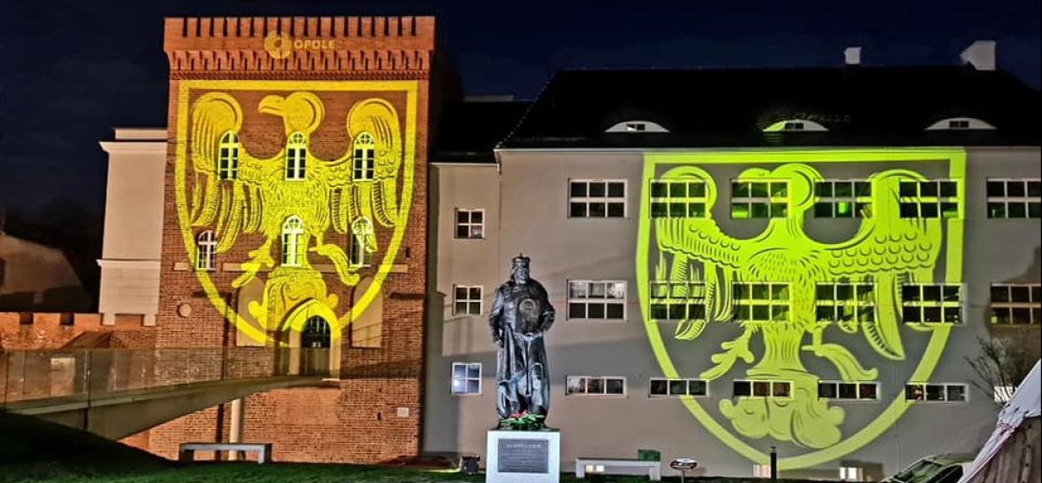 Zamek Górny nocą