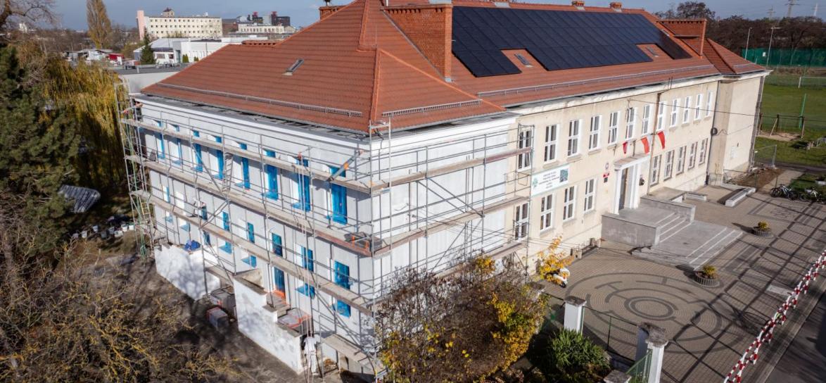 Zdjęcie przedstawia obietk PSP nr 7 w Opolu