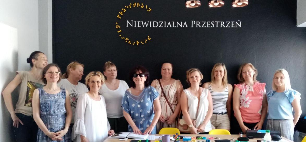 Niewidzialna Przestrzeń - grupa osób