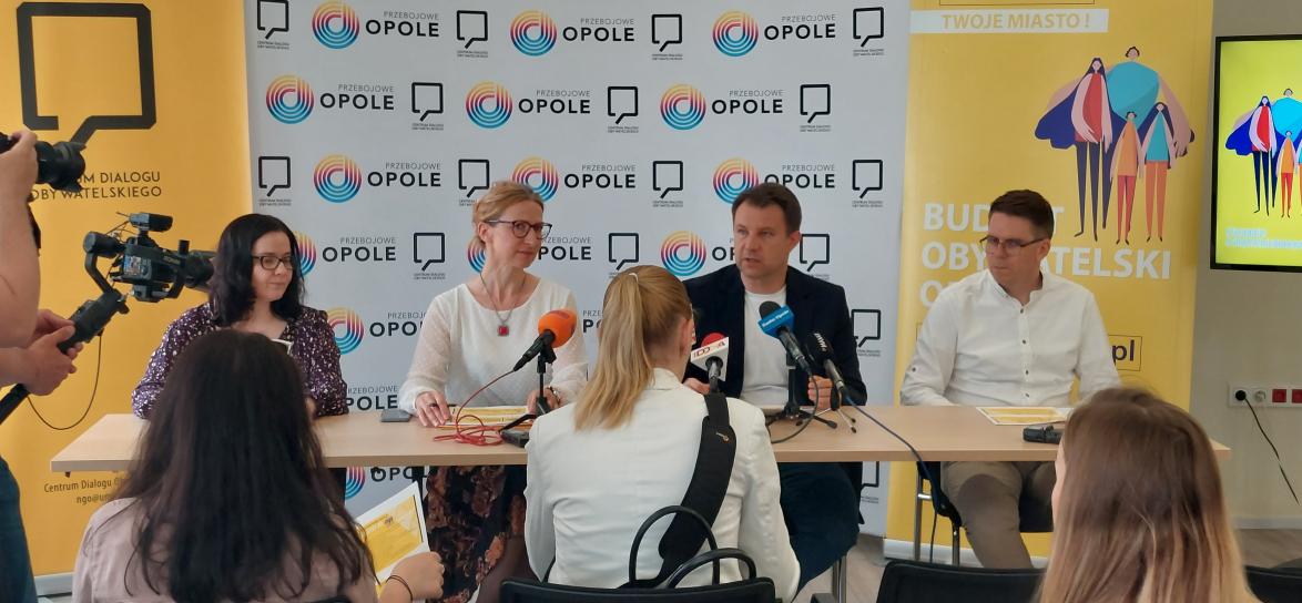 Zdjęcie z konferencji prasowej dotyczącej Budżetu Obywatelskiego