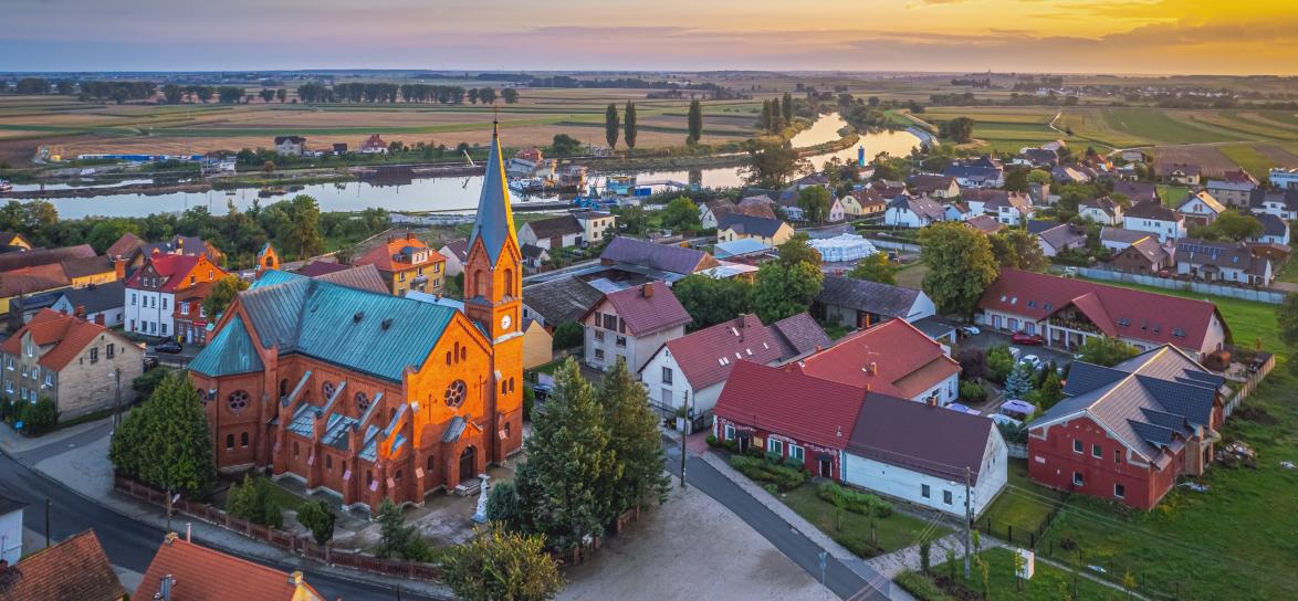 Panorama Groszowic z lotu ptaka