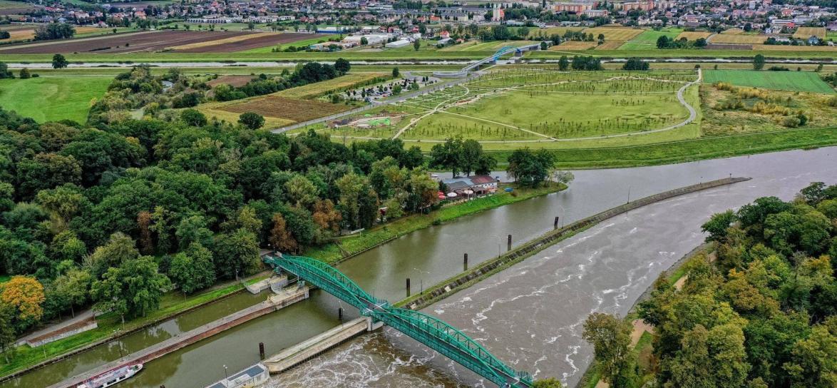 Odra w Opolu z lotu ptaka