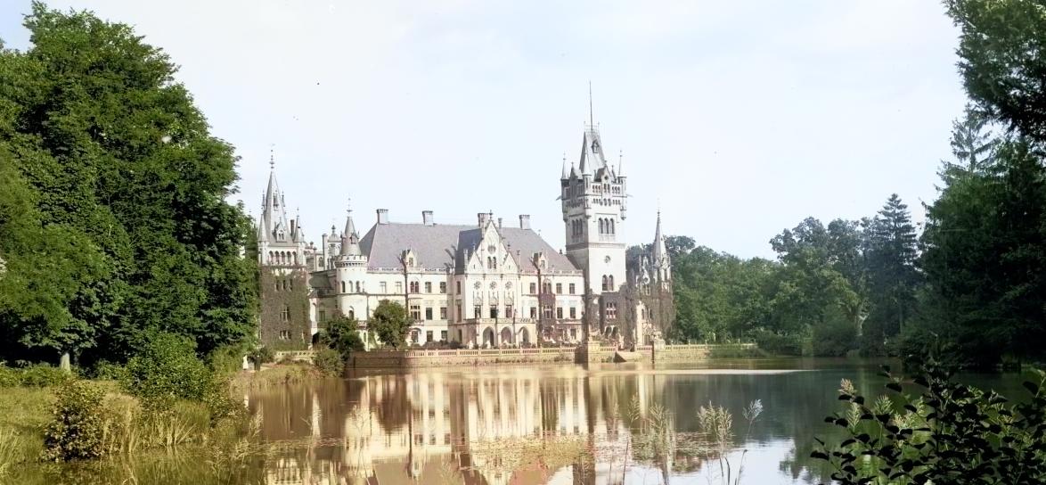 zdjęcie pałacu w Kopicach - Narodowe Archiwum cyfrowe