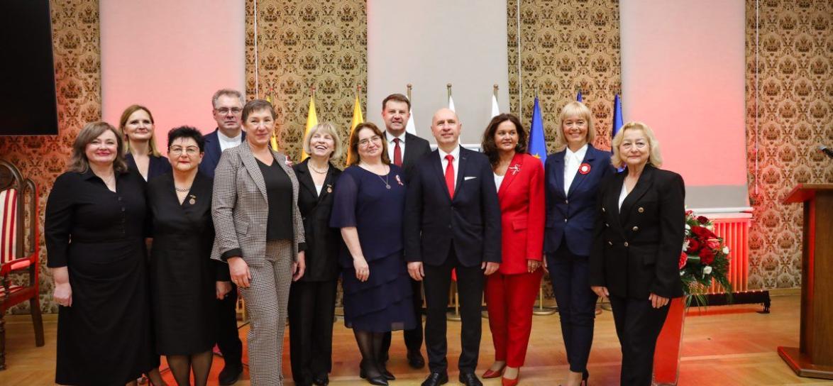 uroczysta sesja rady miasta i zasłużeni obywatele
