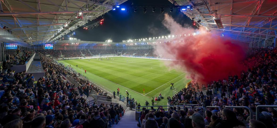 Stadion Itaka Arena podczas ceremonii otwarcia