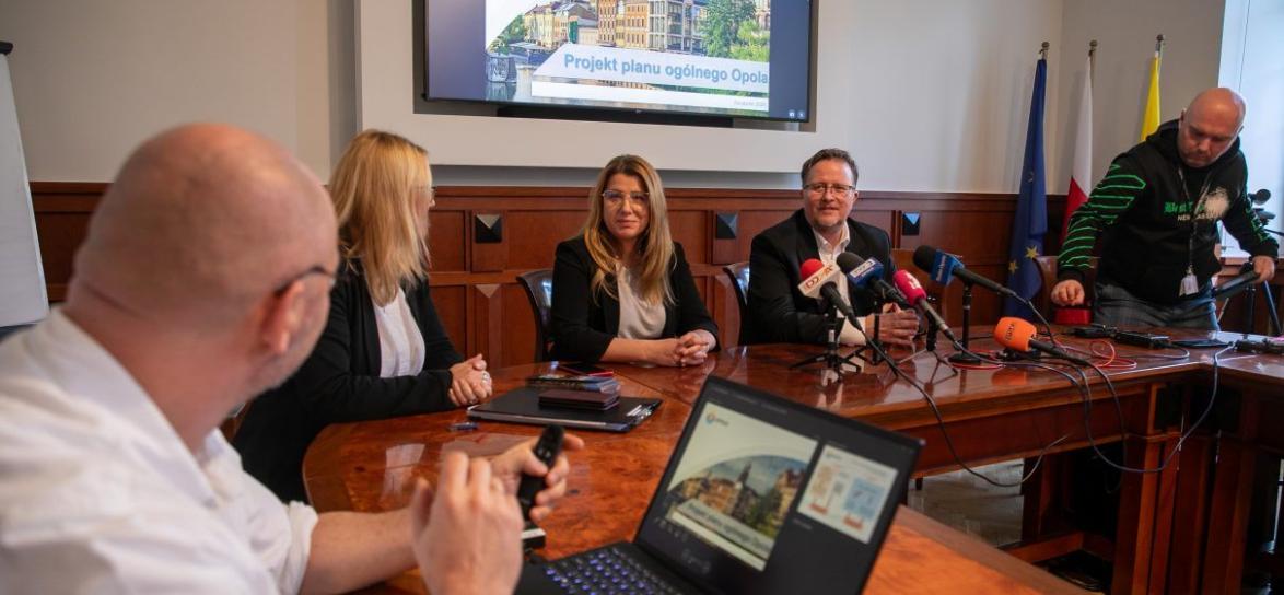 zdjęcie z konferencji