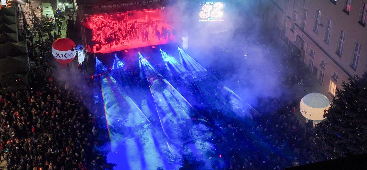 finałowy koncert podczas wosp i światełka do nieba