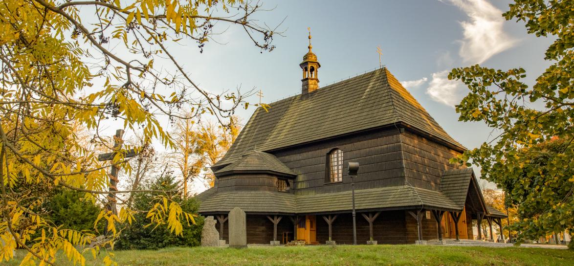 kościół drewniany w Czarnwąsach