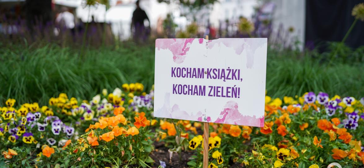 tabliczka kocham książki
