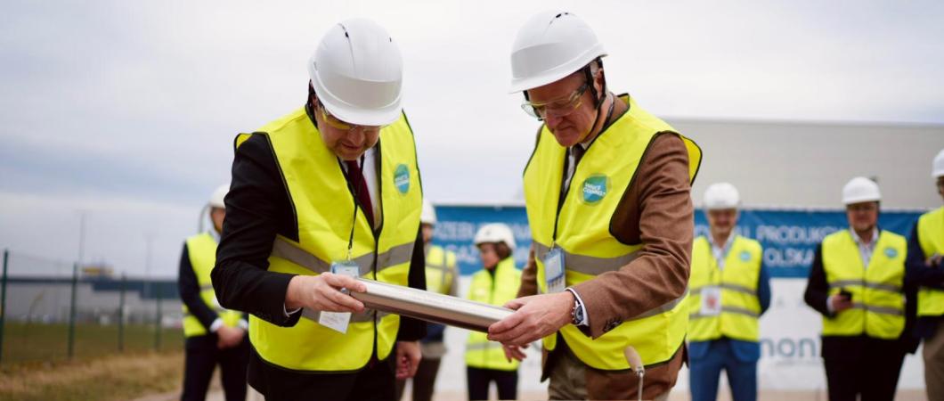 Wmurowanie kamienia węgielnego pod nową fabrykę