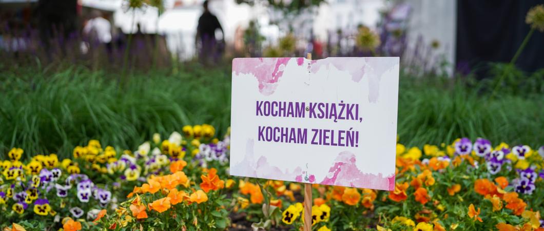 tabliczka kocham książki