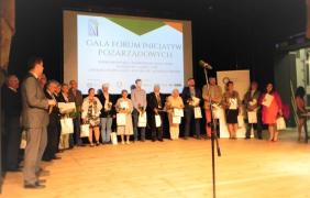 Wręczenie nagrody Lidera Społecznego Roku oraz na Pożytek 2016 roku