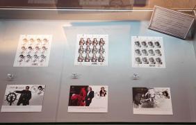 Muzyczne pozdrowienia. Artyści i festiwale na kartach pocztowych